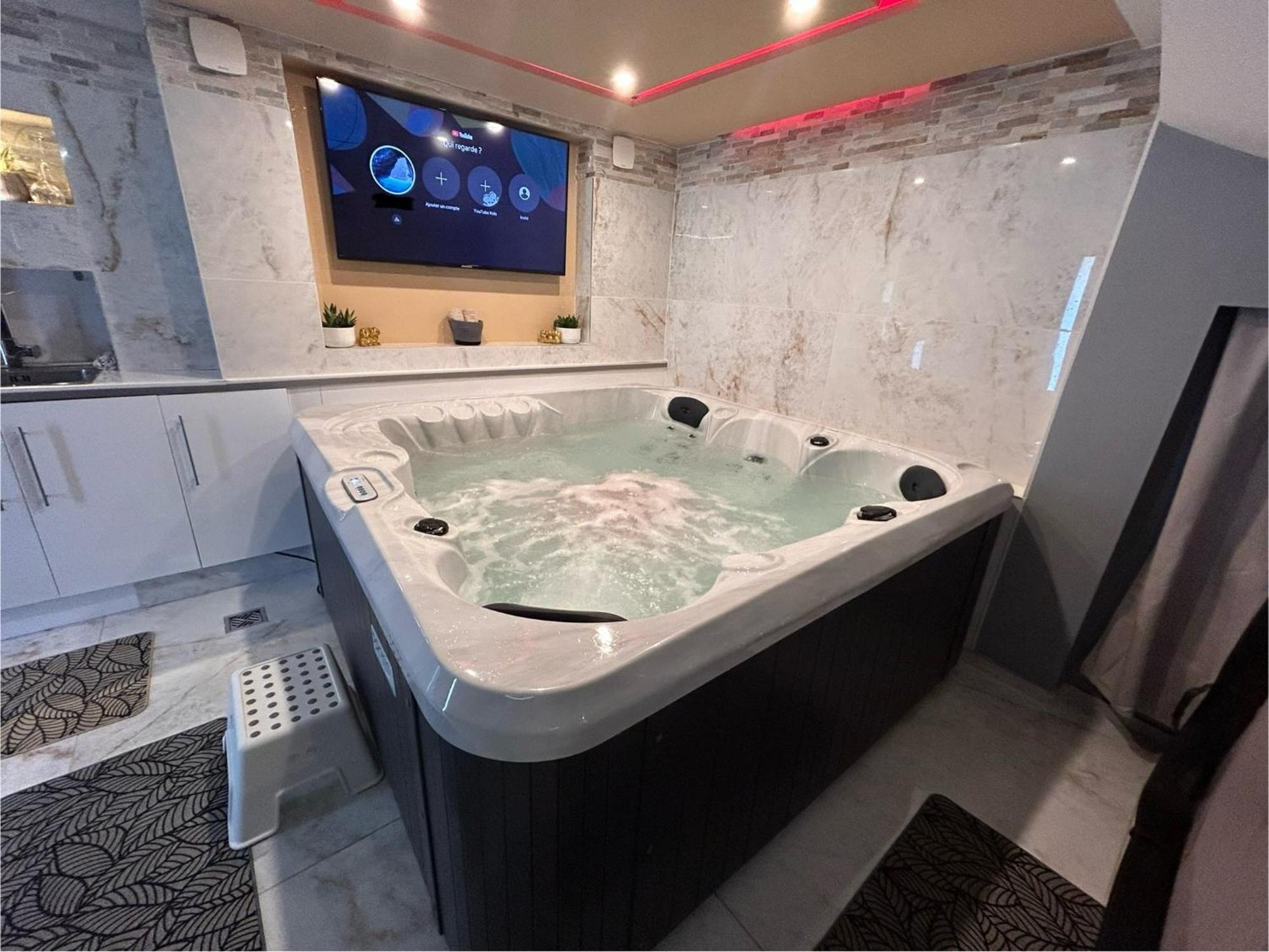 Vaudherland Spa Jacuzzi Moon White מראה חיצוני תמונה